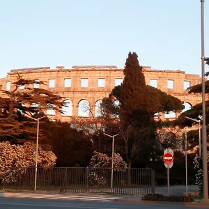Appartement In Center, Pula